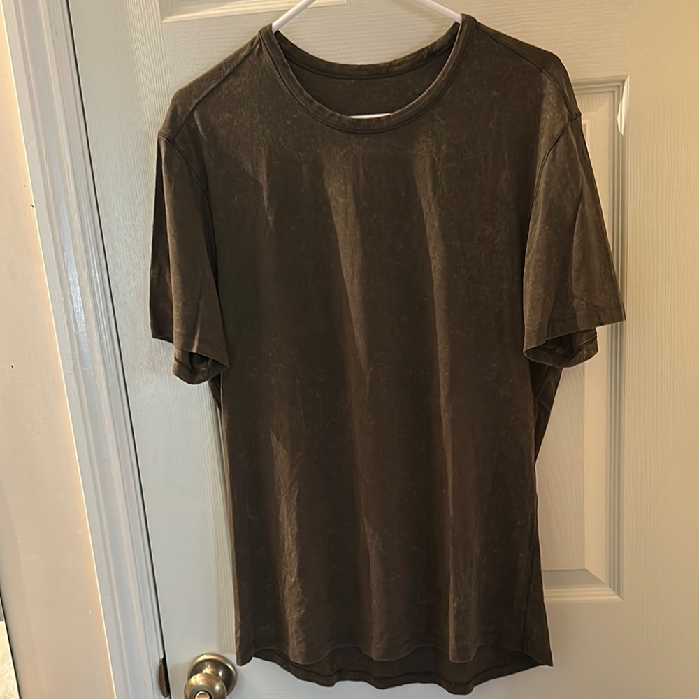 Men's Lululemon Shirt (Large) - No Tag